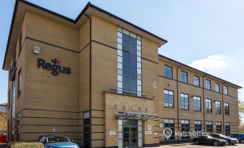 100 m² Meeting room in Fearnhead, Cinnamon House (WA2 0XP) - 3 | MatchOffice