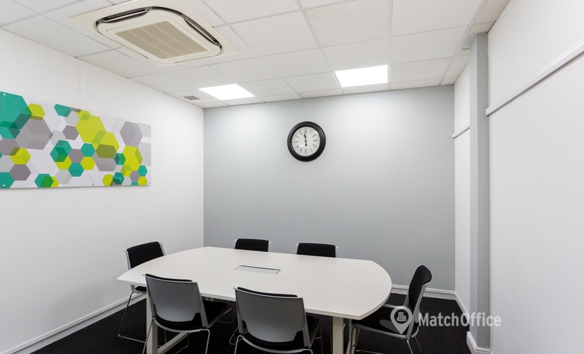 Meeting room hire in Fearnhead, Cinnamon House, 100 m² - MatchOffice.co.uk