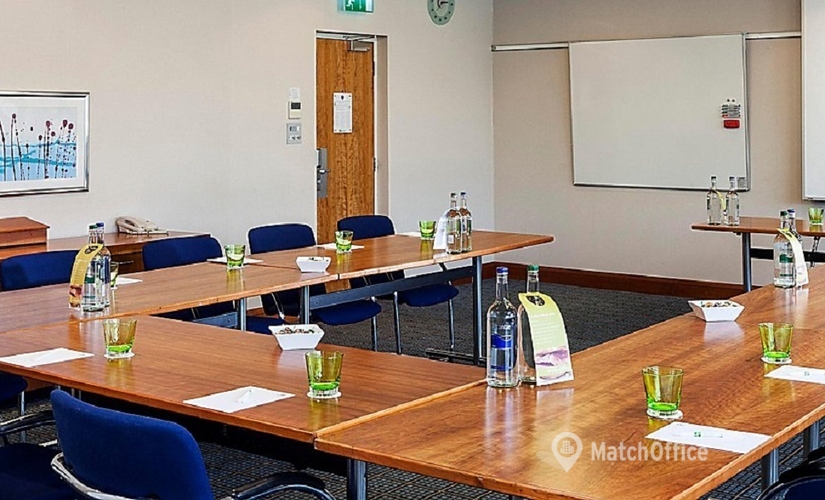 Meeting room hire in Cardiff, Castle Street, 20 m² - MatchOffice.co.uk