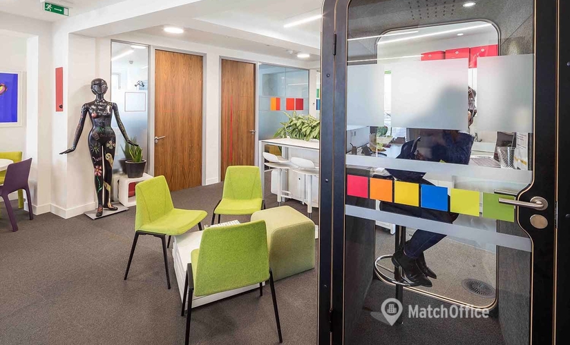 Business center  in Central London, 57 Rathbone Place, 1000 m² - MatchOffice.co.uk