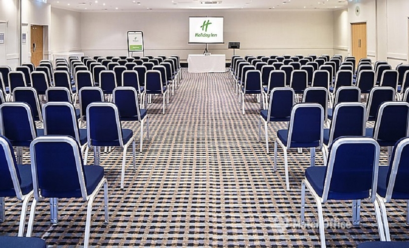 Meeting room in Essex, Cranes Farm Road, 50 m² - MatchOffice.co.uk