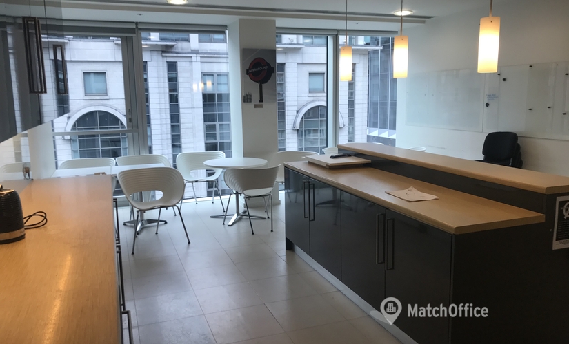Business center 25 Farringdon Street  EC4A 4AB The City of London