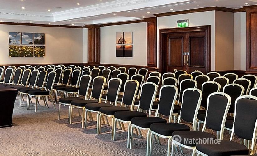 Meeting room hire in Guildford, Egerton Road, 10 m² - MatchOffice.co.uk