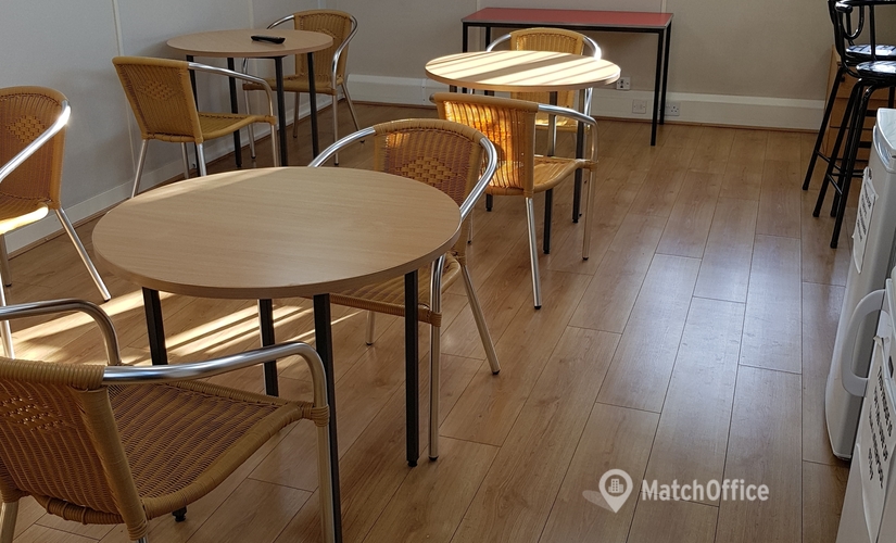 Meeting room for rent in Liverpool, Saint Mary's Road, 10 m² - MatchOffice.co.uk