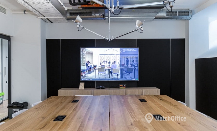 200 m² Shared workspace  in City of London, 52 Bedford Row (WC1R 4LR) - 1 | MatchOffice