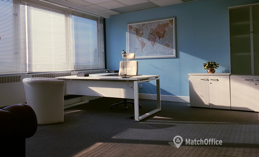 Meeting room hire in West London, 27-37 Station Road, 23 m² - MatchOffice.co.uk