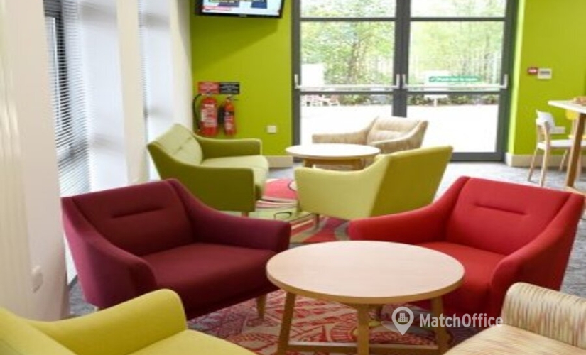 10 m² Business park building up for rent in Worcestershire, Isidore Road (B60 3ET) - 1 | MatchOffice