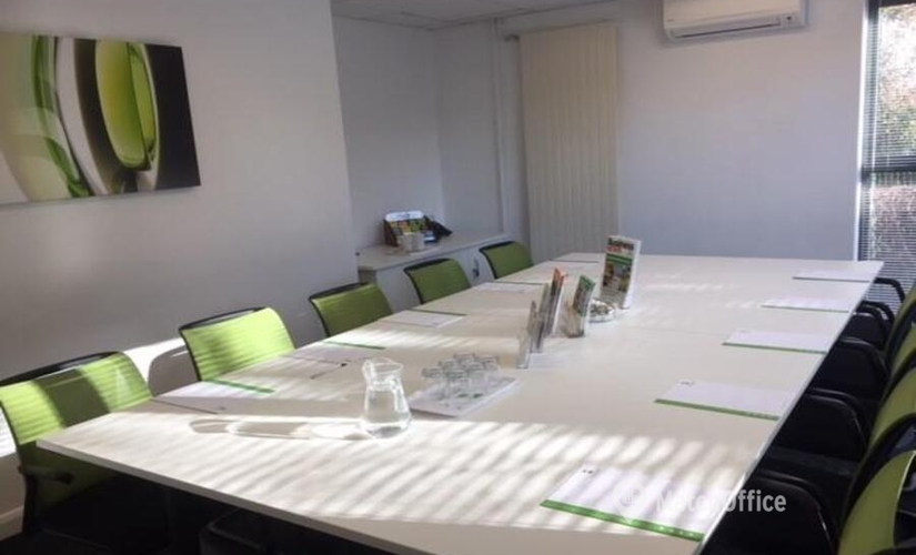 Business centre in Hampshire, Caxton Close, 10 m² - MatchOffice.co.uk