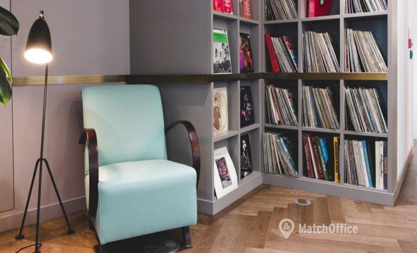 10 m² Serviced office property available to rent in City of London, Bloomsbury Way 10 (WC1A 2SL) - 1 | MatchOffice.com
