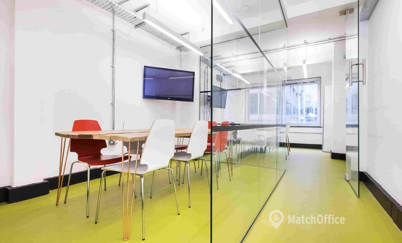 Business centre in The City of London, Clothier Street, 10 m² - MatchOffice.co.uk