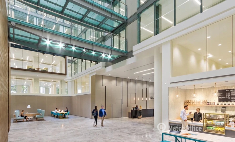 Business centre in The City of London, Theobalds Road 84, 3014 m² - MatchOffice.co.uk