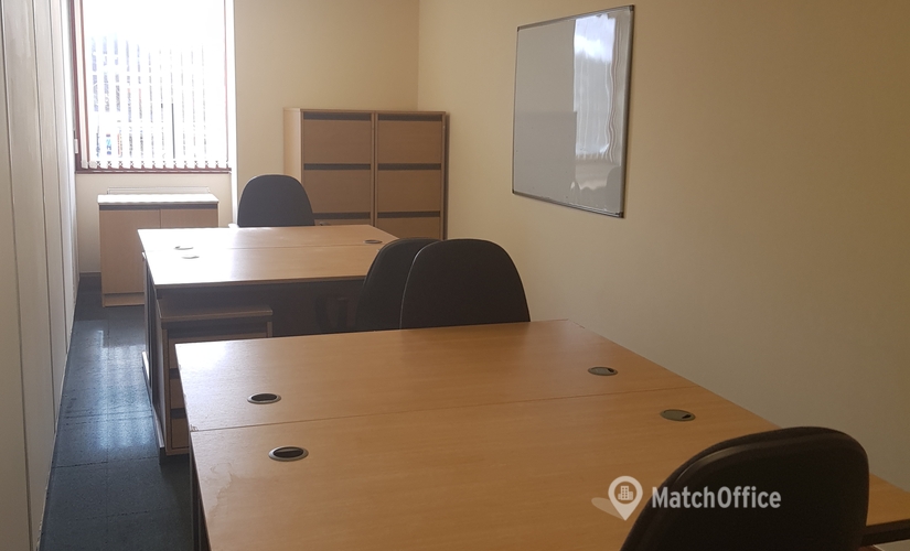 Business centre in High Wycombe, 6 Buckingham Place, 40 m² - MatchOffice.co.uk