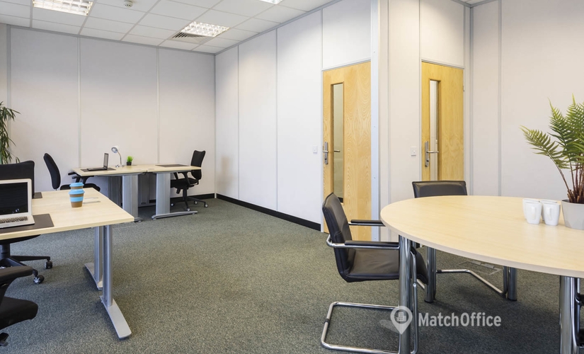 400 m² Business center building available to rent in Essex, Hawkins Road (CO2 8JX) - 4 | MatchOffice.com