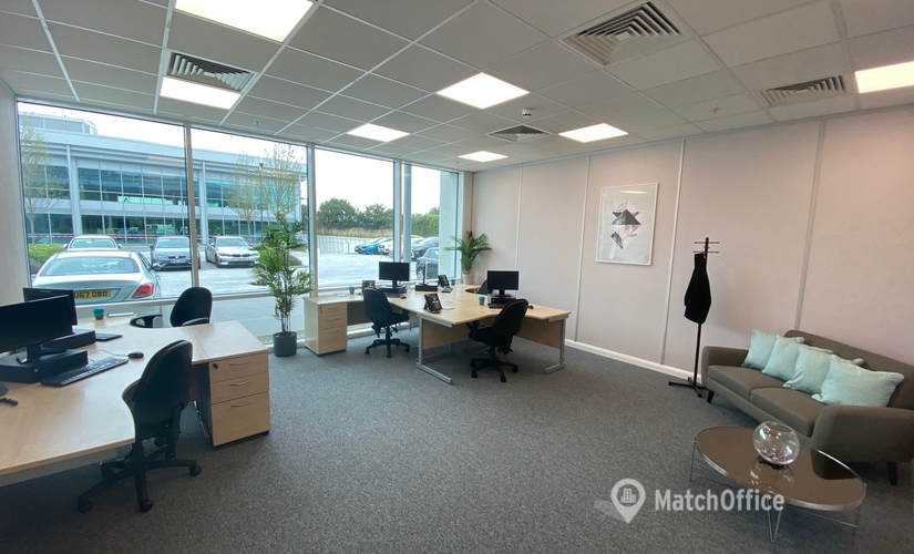 Business center  in Stansted Airport, The Stansted Centre, 150 m² - MatchOffice.co.uk
