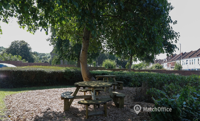 Business center 470 Bath Road BS4 3AP Bristol