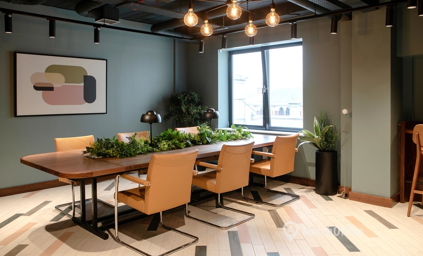 Business center Arthur Street 41 BT1 4GB Belfast