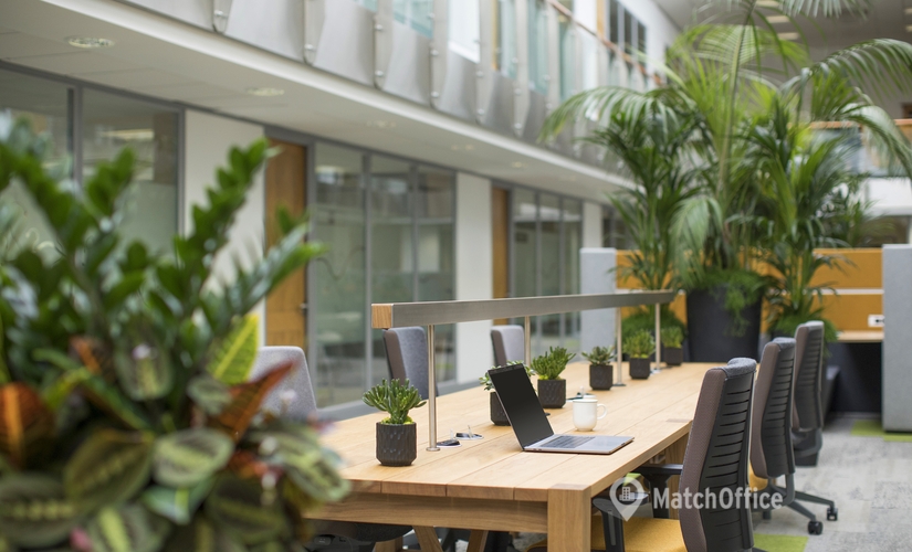  Meeting room hire in Leeds City Centre, Carrwood Park, 50 m² - MatchOffice.co.uk