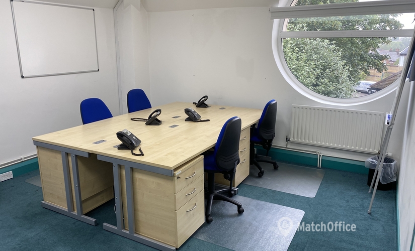 Business center in Hitchin, 7 Paynes Park, 300 m² - MatchOffice.co.uk