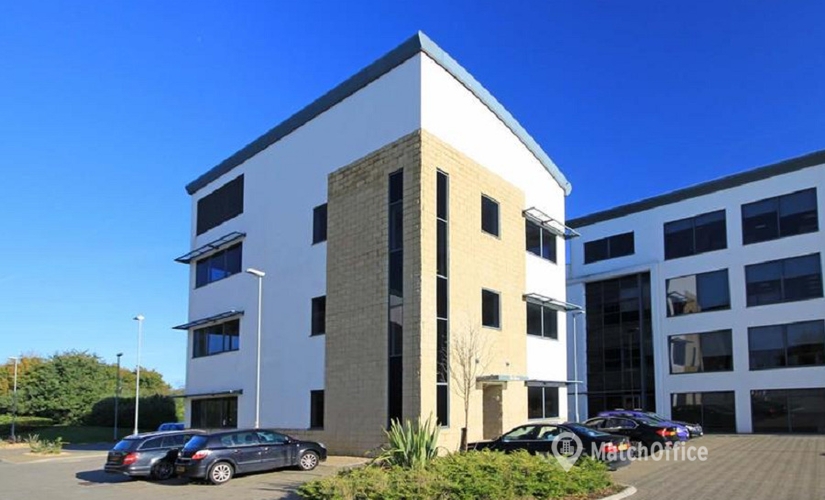 Business center Elm House, Woodlands Business Park MK14 6FG Milton Keynes
