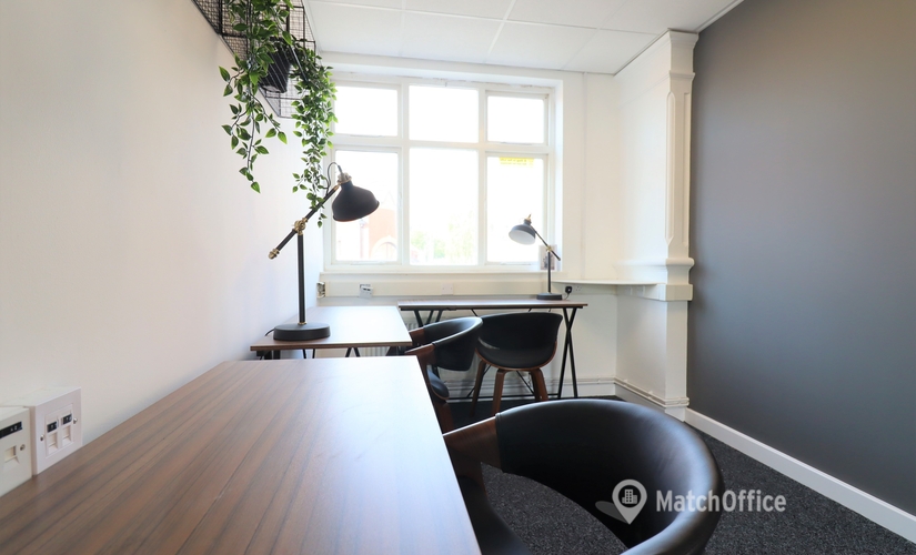  Business center  in Cardiff, 2 - 10 Holton Road, 43 m² - MatchOffice.co.uk