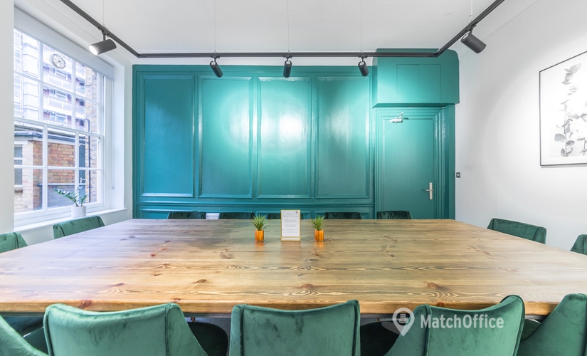 Meeting room in The City of London, 14-17 Red Lion Square, 50 m² - MatchOffice.co.uk