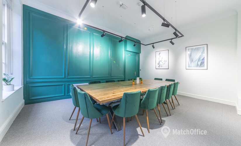 50 m² Conference center in City of London, 14-17 Red Lion Square (WC1R 4QH) - 1 | MatchOffice.com