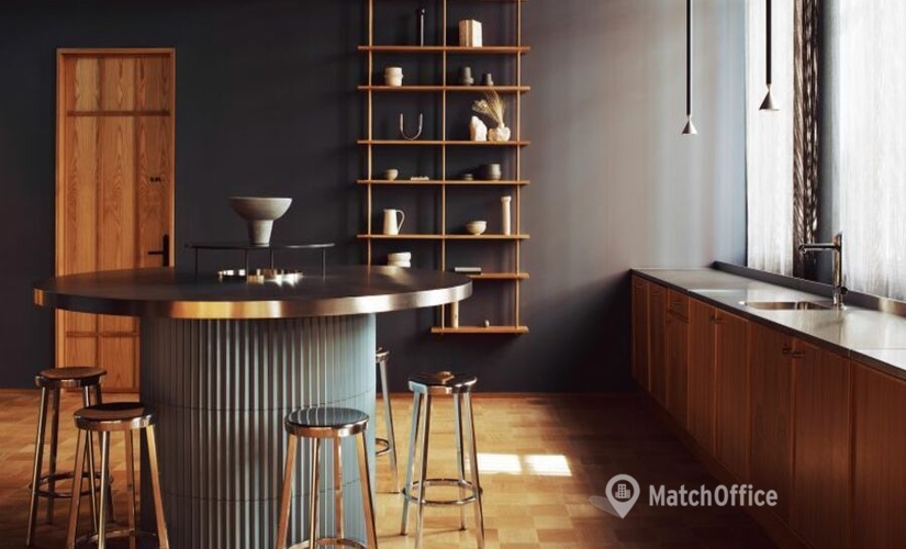 Virtual office in City of London, Red Lion Square 12 (WC1R 4HQ) - 2 | MatchOffice.com