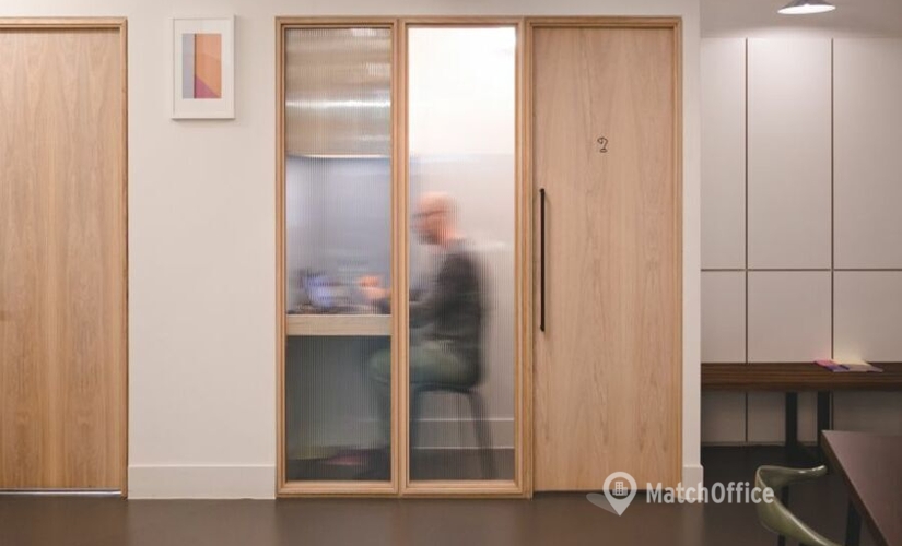 Meeting room hire in The City of London, Lloyd's Avenue 3, 10 m² - MatchOffice.co.uk
