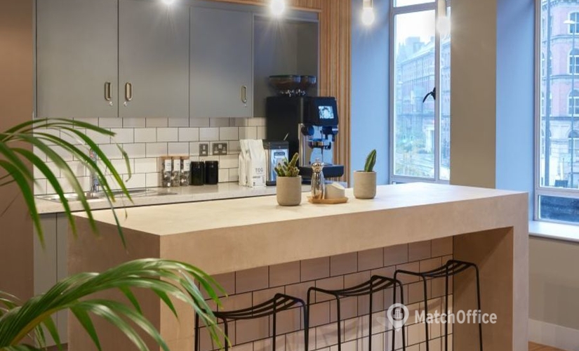 10 m² Convention center in Leeds City Centre, Aire Street 1 (LS1 4AS) - 2 | MatchOffice