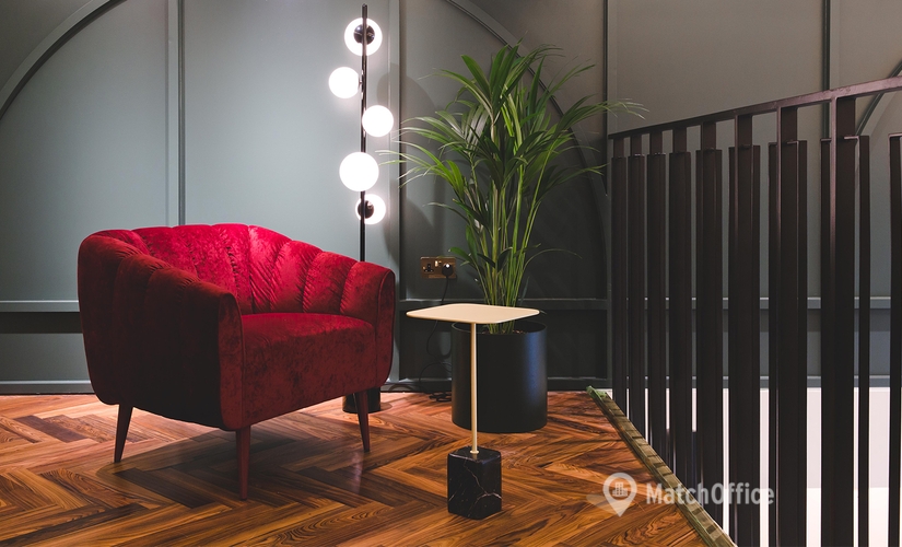 Work space in The City of London, Hudson's Place 1, 12 m² - MatchOffice.co.uk