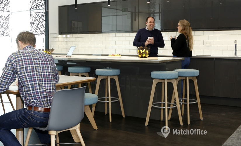 Meeting room hire in Reading, Abbey Street, 12 m² - MatchOffice.co.uk