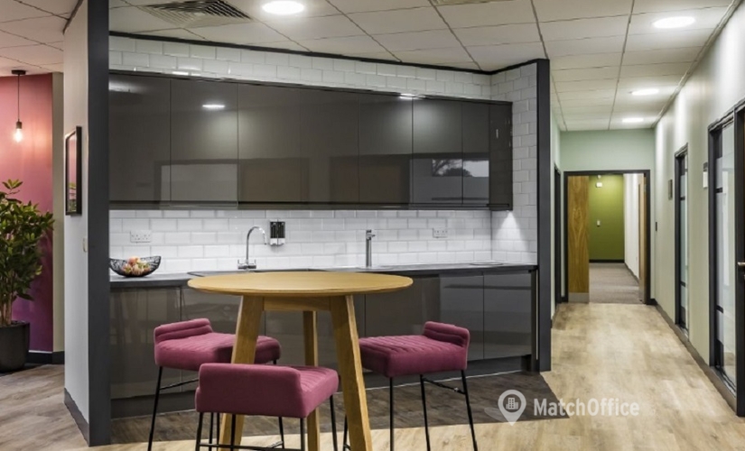 Meeting room hire in Manchester, Brooks Drive, 12 m² - MatchOffice.co.uk