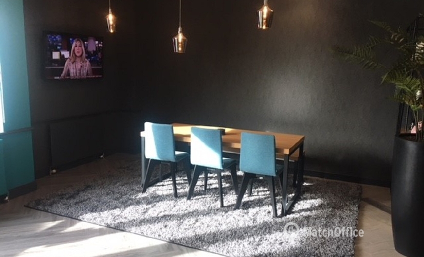 Meeting room hire in Oxford, Oxford Business Park, 12 m² - MatchOffice.co.uk