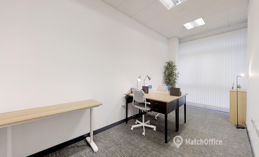 Meeting room in Aylesbury, Smeaton Close 7, 12 m² - MatchOffice.co.uk