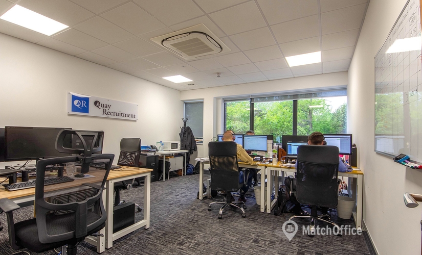  Meeting room hire in Portsmouth, Port View, 12 m² - MatchOffice.co.uk