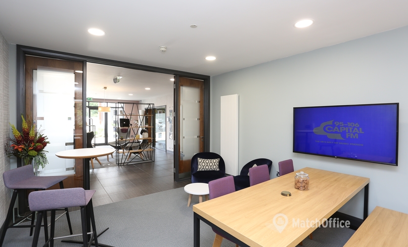 Conference venues in Cheltenham, Hatherley Lane, 12 m² - MatchOffice.co.uk