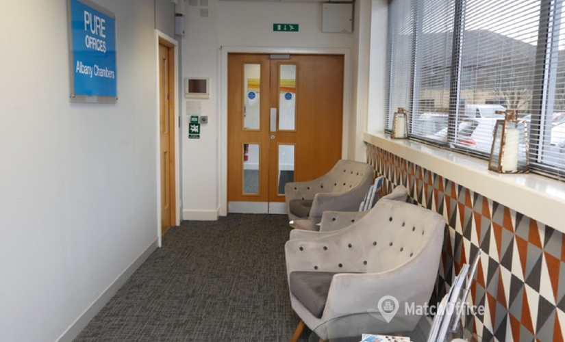 Meeting room for rent in Hertfordshire, Bridge Road East 26, 12 m² - MatchOffice.co.uk
