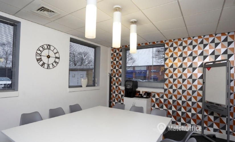 Meeting room hire in Hertfordshire, Bridge Road East 26, 12 m² - MatchOffice.co.uk