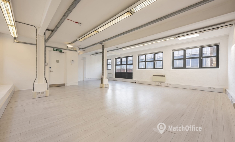 Business center Huntsworth Mews NW1 6DD The City of London