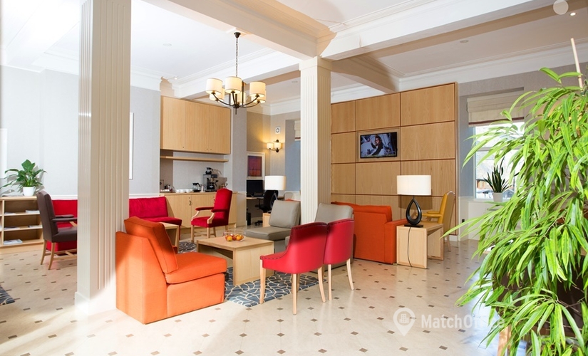 Meeting room hire in Aberdeen, 96 Rosemount Viaduct, 12 m² - MatchOffice.co.uk