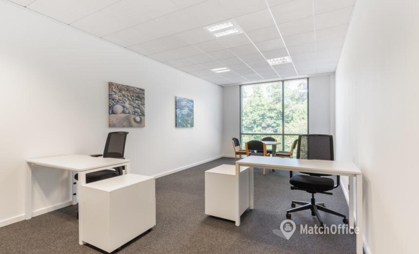 12 m² Serviced office in Surrey, London Road 377-399 (GU15 3HL) - 1 | MatchOffice