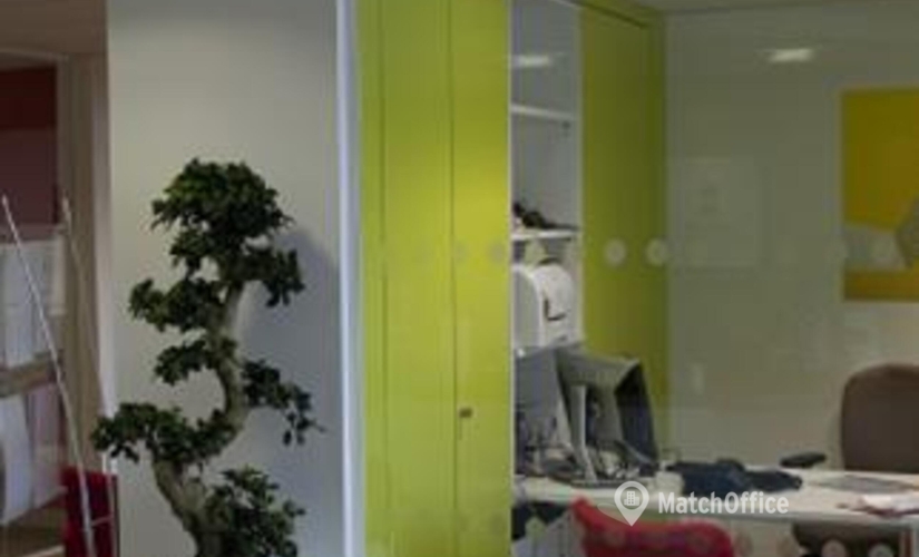 12 m² Conference room in Hampshire, Winnall Valley Road 1 (SO23 0LD) - 1 | MatchOffice.com