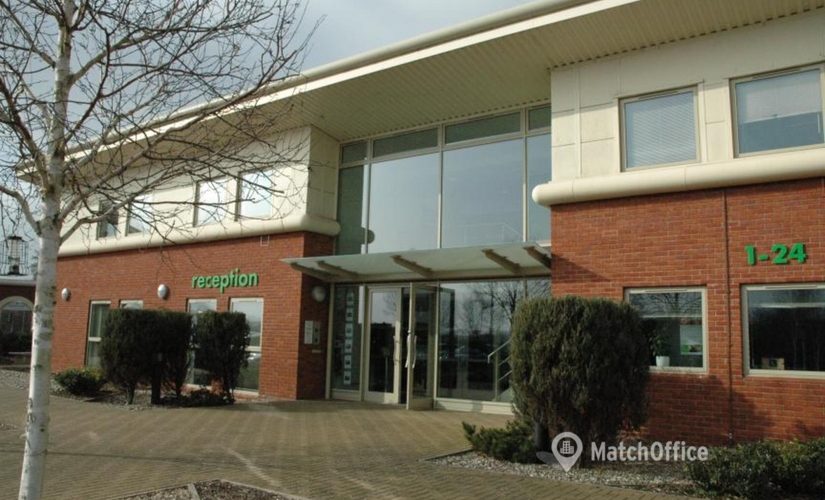  Business center  in Hampshire, Aerodrome Road, 50 m² - MatchOffice.co.uk