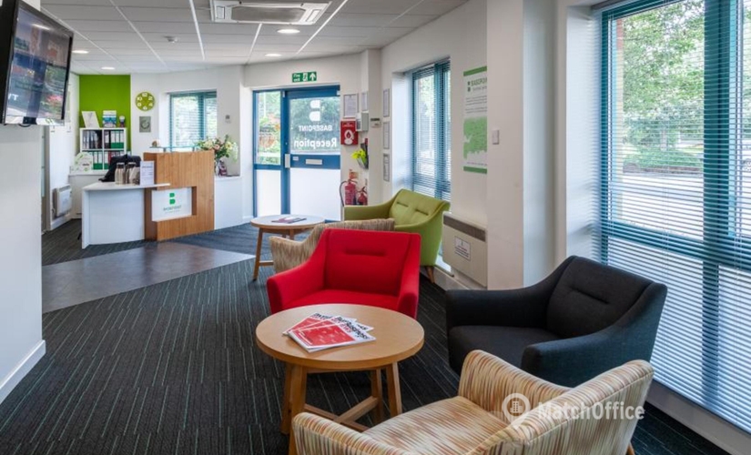 12 m² Business park in Hampshire, Harts Farm Way (PO9 1HS) - 2 | MatchOffice.com