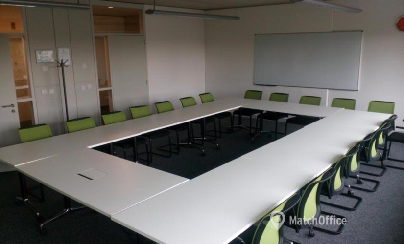 12 m² Serviced office in Bedfordshire, Great Marlings 110 (LU2 8DL) - 1 | MatchOffice.com