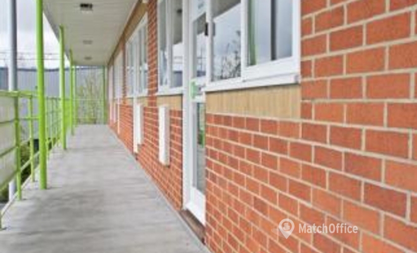 Business center in Hampshire, Waterberry Drive, 74 m² - MatchOffice.co.uk