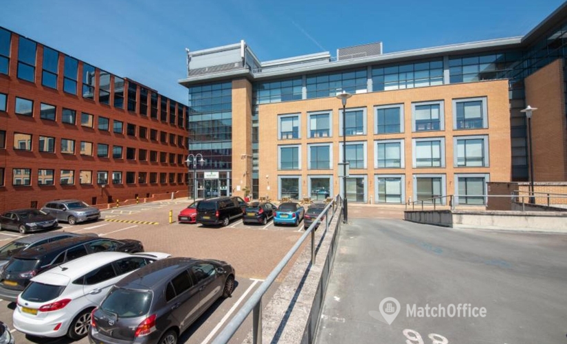 Meeting room hire in Surrey, London Road 377-399, 12 m² - MatchOffice.co.uk