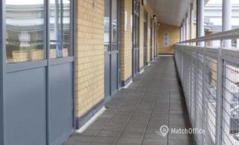 Meeting room in West Sussex, Metcalf Way, 12 m² - MatchOffice.co.uk