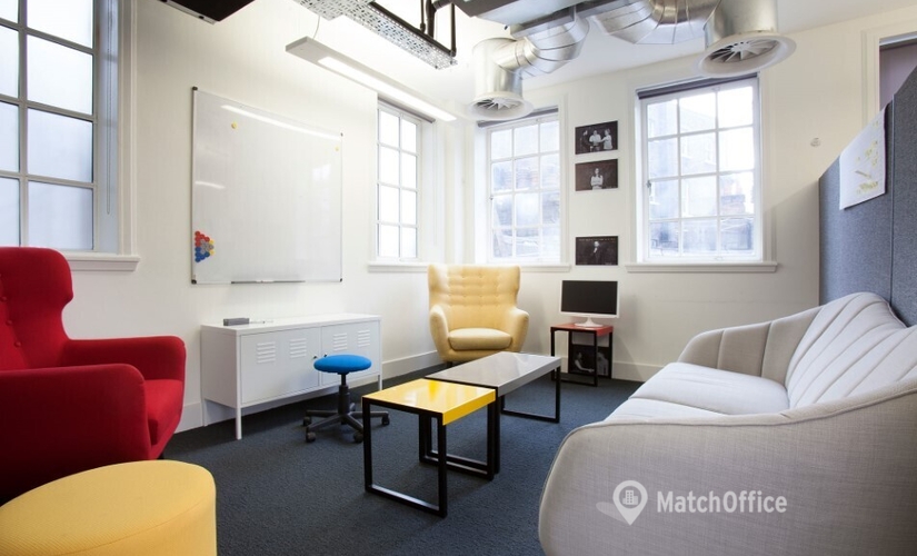  Meeting room hire in Central London, High Holborn 235, 12 m² - MatchOffice.co.uk