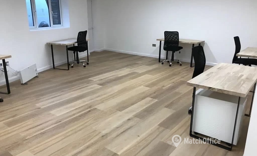 Business center Endeaviur Way, Archway Close SW19 8UL South London